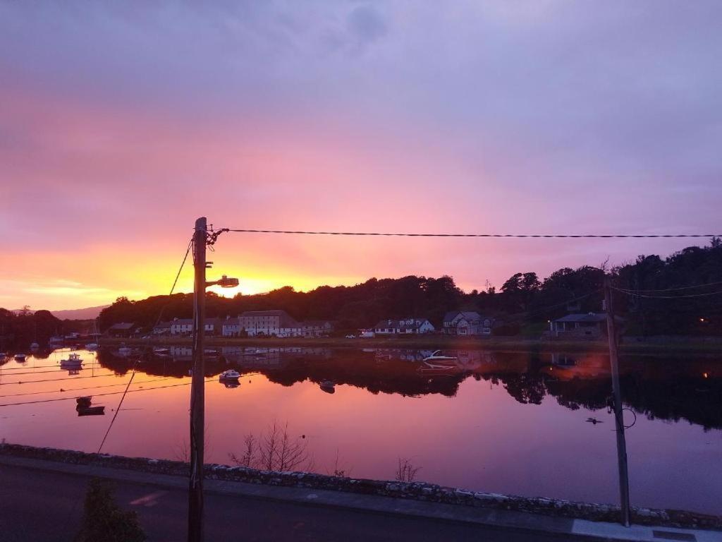 Moorings Greenway Newport  Esterno foto