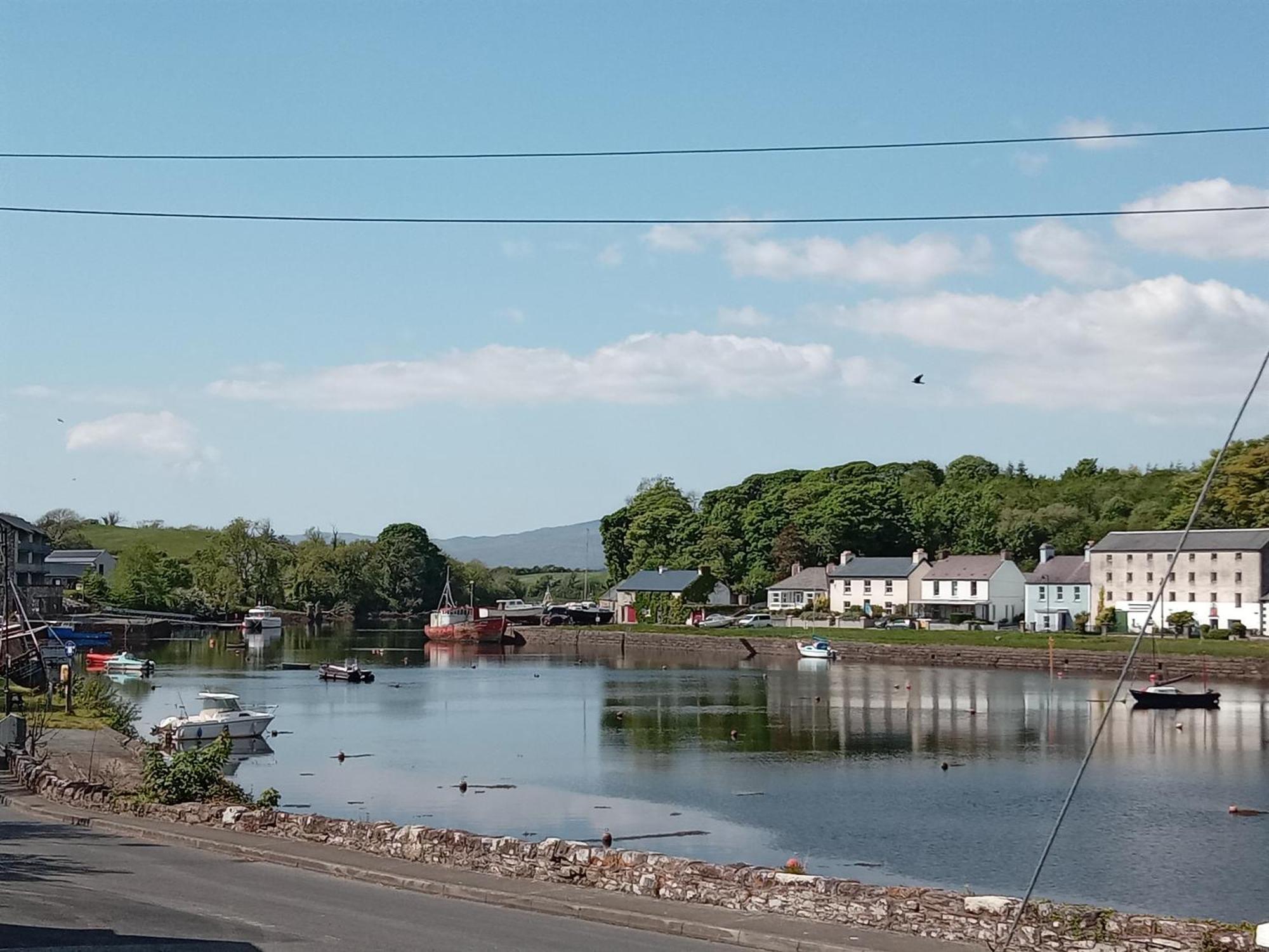 Moorings Greenway Newport  Esterno foto